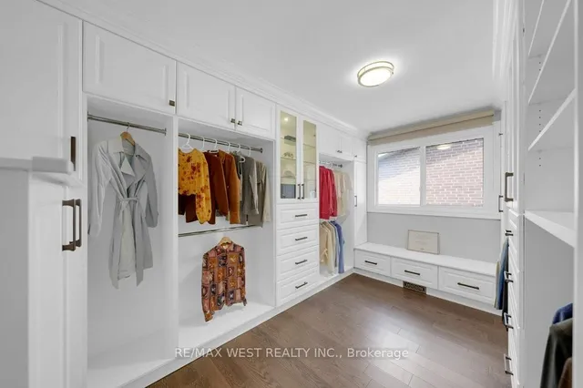 Additional image 22 of 151 Brahms Ave