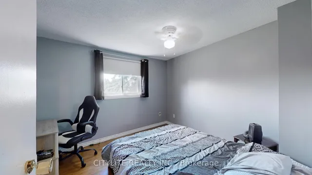 Additional image 28 of 46 Ashton Cres Unit 46