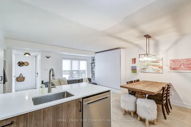 Additional image 22 of 27 Florence Wyle Lane