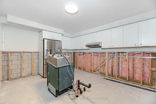 Additional image 11 of 33 Pringdale Gardens Circ