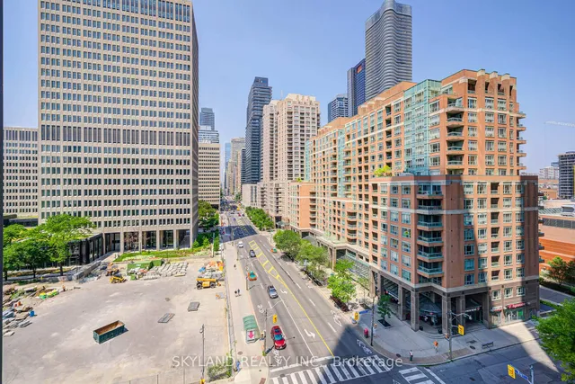 Additional image 32 of 832 Bay St Unit 805