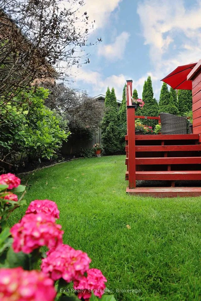 Additional image 42 of 100 Springstead Ave