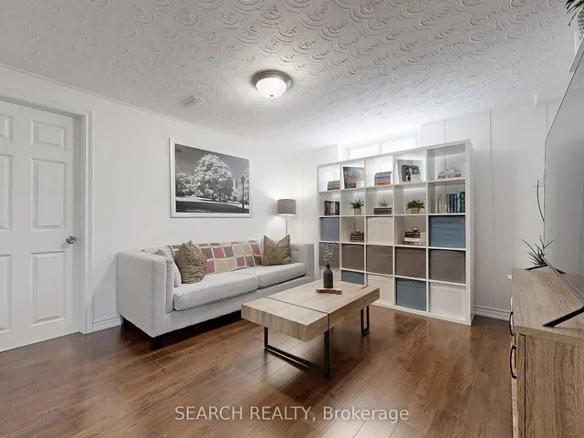 Additional image 30 of 559 Roding St