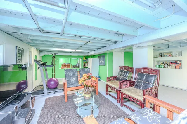 Additional image 30 of 14 Burlington St