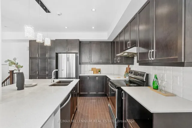 Additional image 4 of 62 Preston Meadow Ave Unit 6