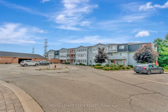 Additional image 4 of 500 Silverbirch Blvd Unit 101