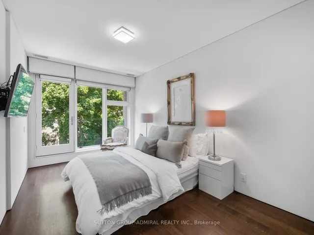 Additional image 24 of 416 Roselawn Ave