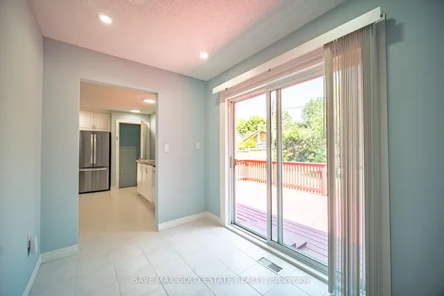 Additional image 14 of 21 Stanley Crt