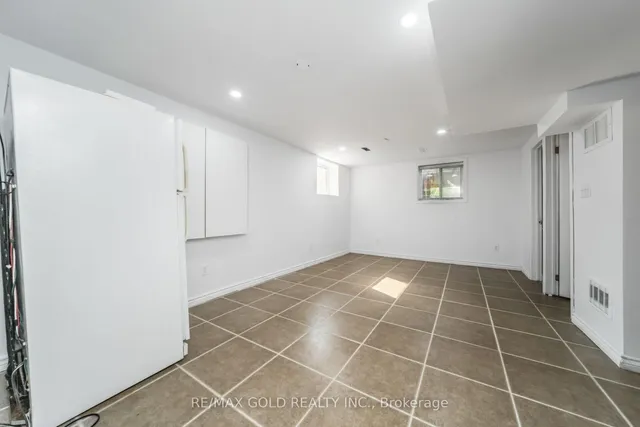 Additional image 36 of 60 Mistdale Cres