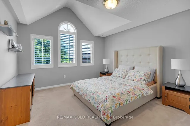 Additional image 31 of 6 Farad Crt