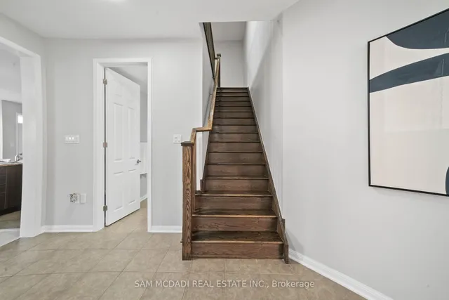 Additional image 7 of 73 Miracle Tr