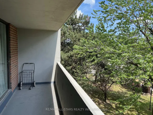 Additional image 6 of 100 Prudential Dr Unit 310