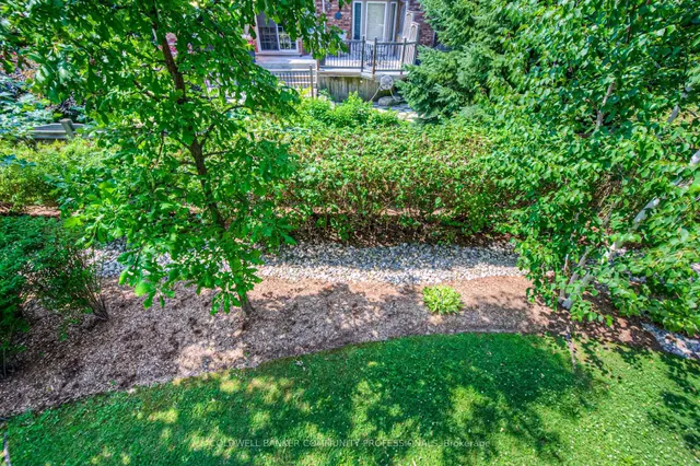 Additional image 43 of 215 Dundas St Unit 38