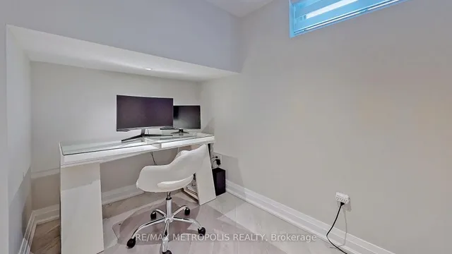 Additional image 7 of 20 Knox Ave