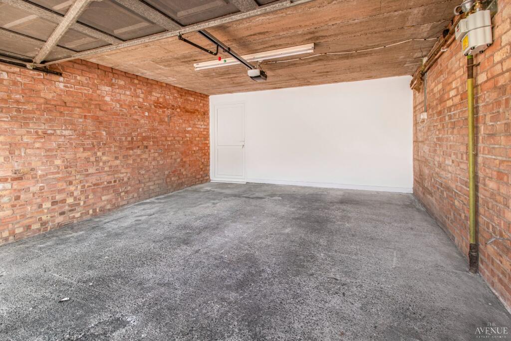 Additional image 30 of Ridgewood Drive, Sutton Coldfield, West Midlands, B75 6TR