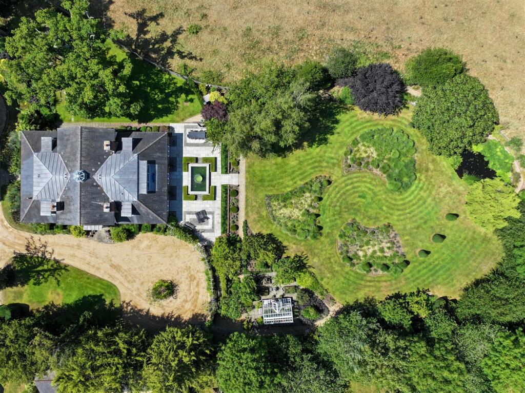 Additional image 2 of Mulberry House, Woodside AL9 6DD