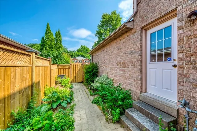 Additional image 39 of 503 Carlisle Crt