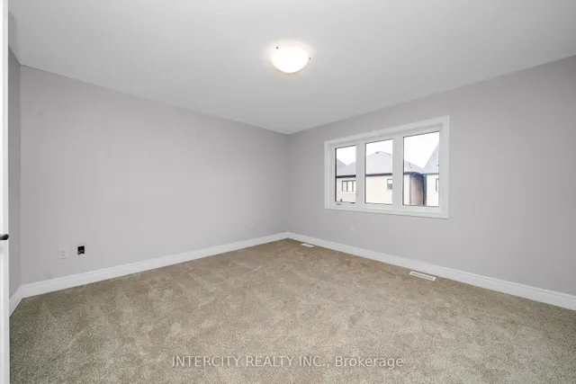 Additional image 20 of 75 Claremont Dr