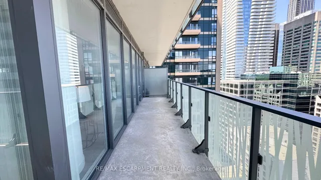 Additional image 23 of 42 Charles St Unit 2409