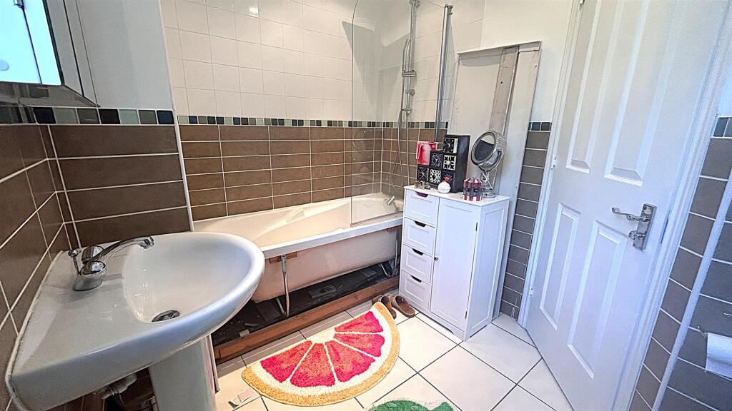 Additional image 16 of Yarningale Close, Birmingham