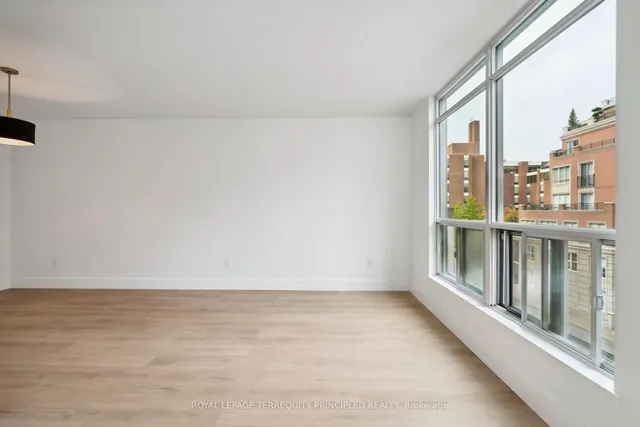 Additional image 20 of 942 Yonge St Unit 418