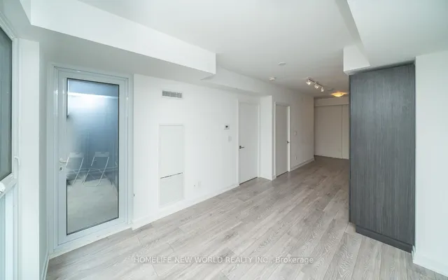 Additional image 10 of 159 Wellesley St Unit 1811