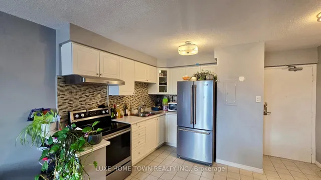 Additional image 8 of 30 Summit Ave Unit 503