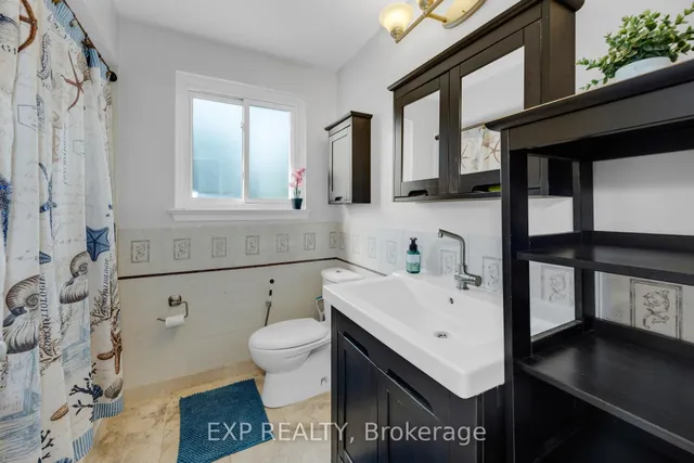 Additional image 22 of 3 Jerome Cres