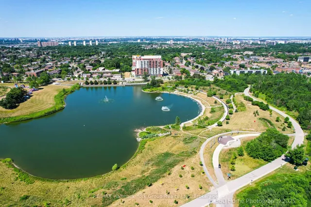 Additional image 2 of 3100 Keele St Unit 534