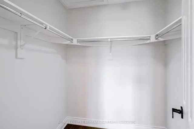 Additional image 23 of 562 Nairn Circ