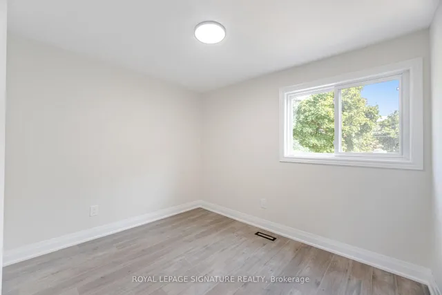 Additional image 21 of 34 Goskin Crt