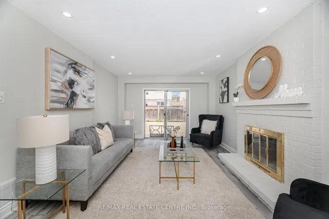 Additional image 20 of 76 Moffatt Ave