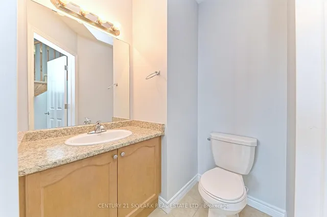 Additional image 15 of 94 Charleswood Cres