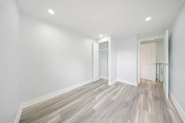 Additional image 32 of 3 Garland Crt