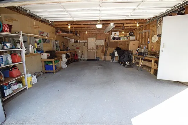 Additional image 36 of 109 Warren Ave