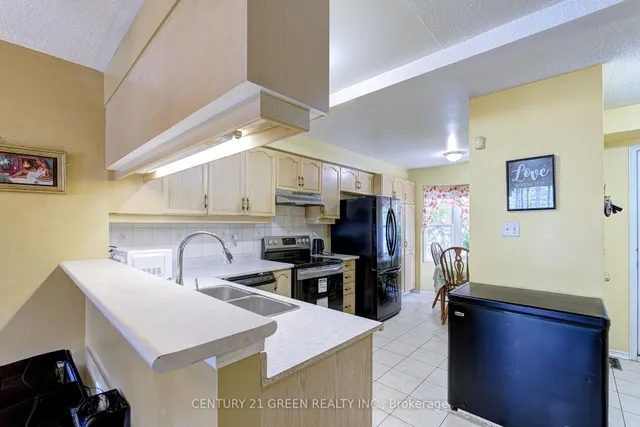 Additional image 3 of 3 Desert Sand Dr