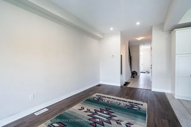 Additional image 10 of 98 SHOREVIEW Pl Unit 40