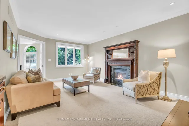 Additional image 10 of 484 Bush Dr