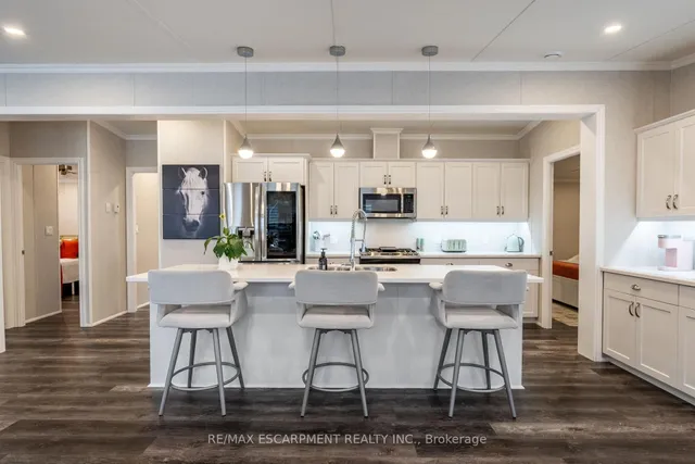 Additional image 15 of 4449 MILBUROUGH Line Unit 8 Poplar