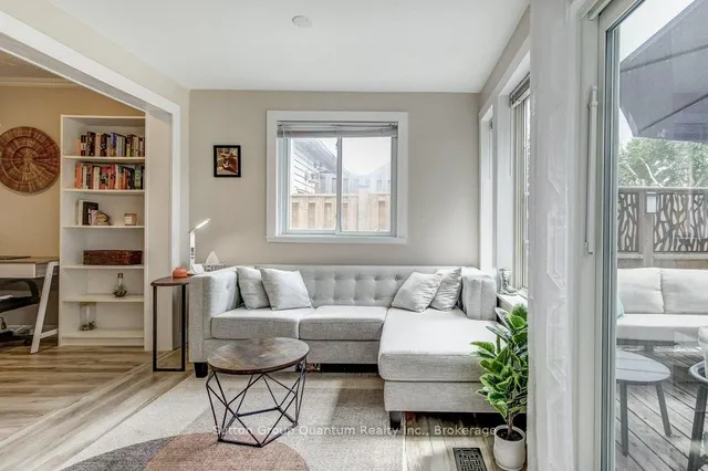 Additional image 16 of 34 vansitmart Ave