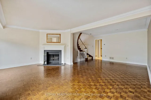 Additional image 3 of 1364 Avenue Rd