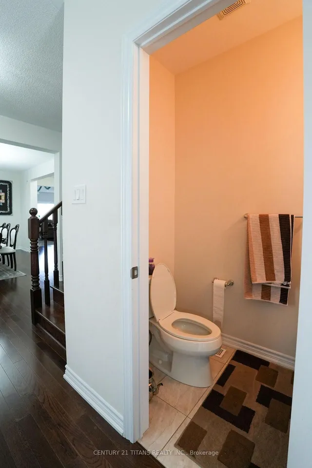 Additional image 31 of 42 Lola Cres