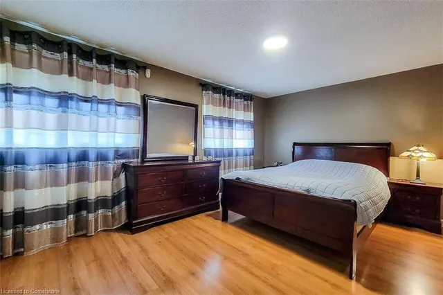 Additional image 9 of 339 Macintosh Dr