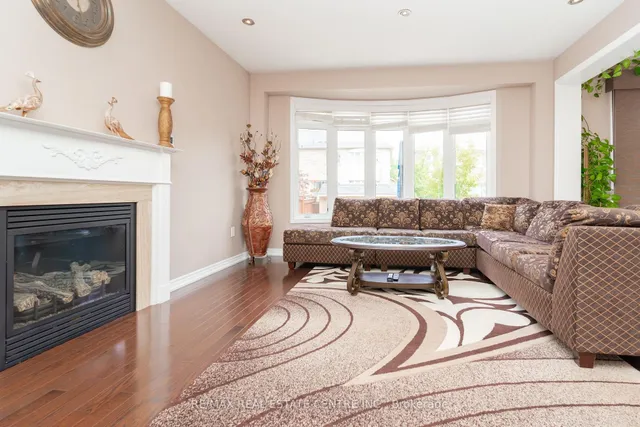 Additional image 13 of 18 Rampart Dr