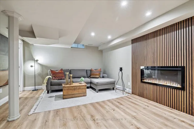 Additional image 30 of 61 Niska Dr