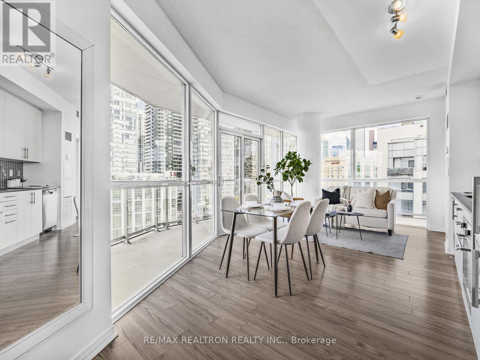 1816 - 352 FRONT STREET W|Toronto (Waterfront Communities), Ontario M5V0K3