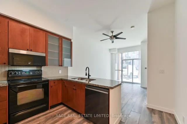 Additional image 7 of 1005 King St Unit 103