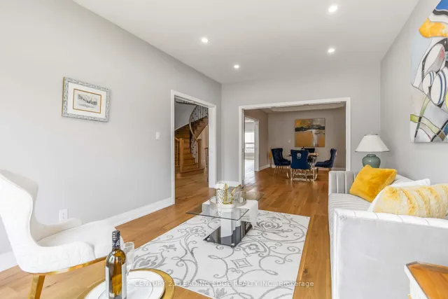 Additional image 5 of 286 FERNFOREST Dr