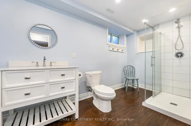 Additional image 30 of 6487 Panton St