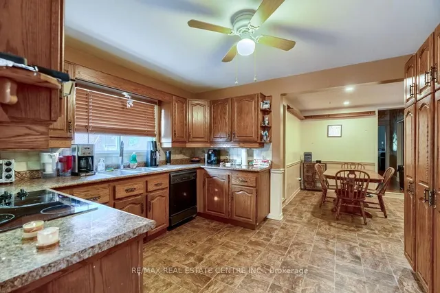 Additional image 19 of 33 MILES St